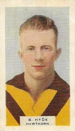 1933 Godfrey Phillips Victorian Footballers (A Series of 75) #20 Bert Hyde Front